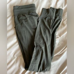 Lululemon Ready to Rulu Jogger